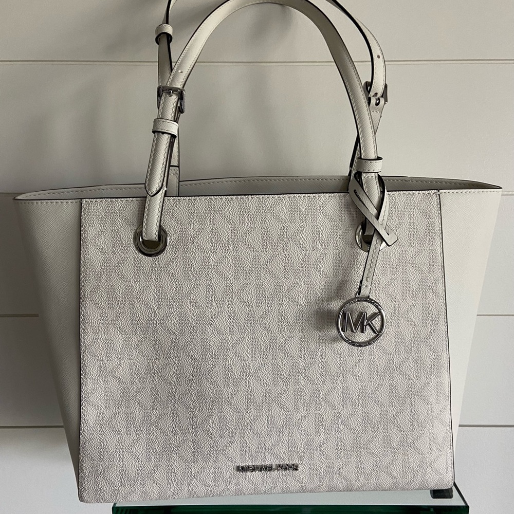 Michael Kors Sattiano Leather WALSH Tote Bag OPT/ALLUM (WHITE).